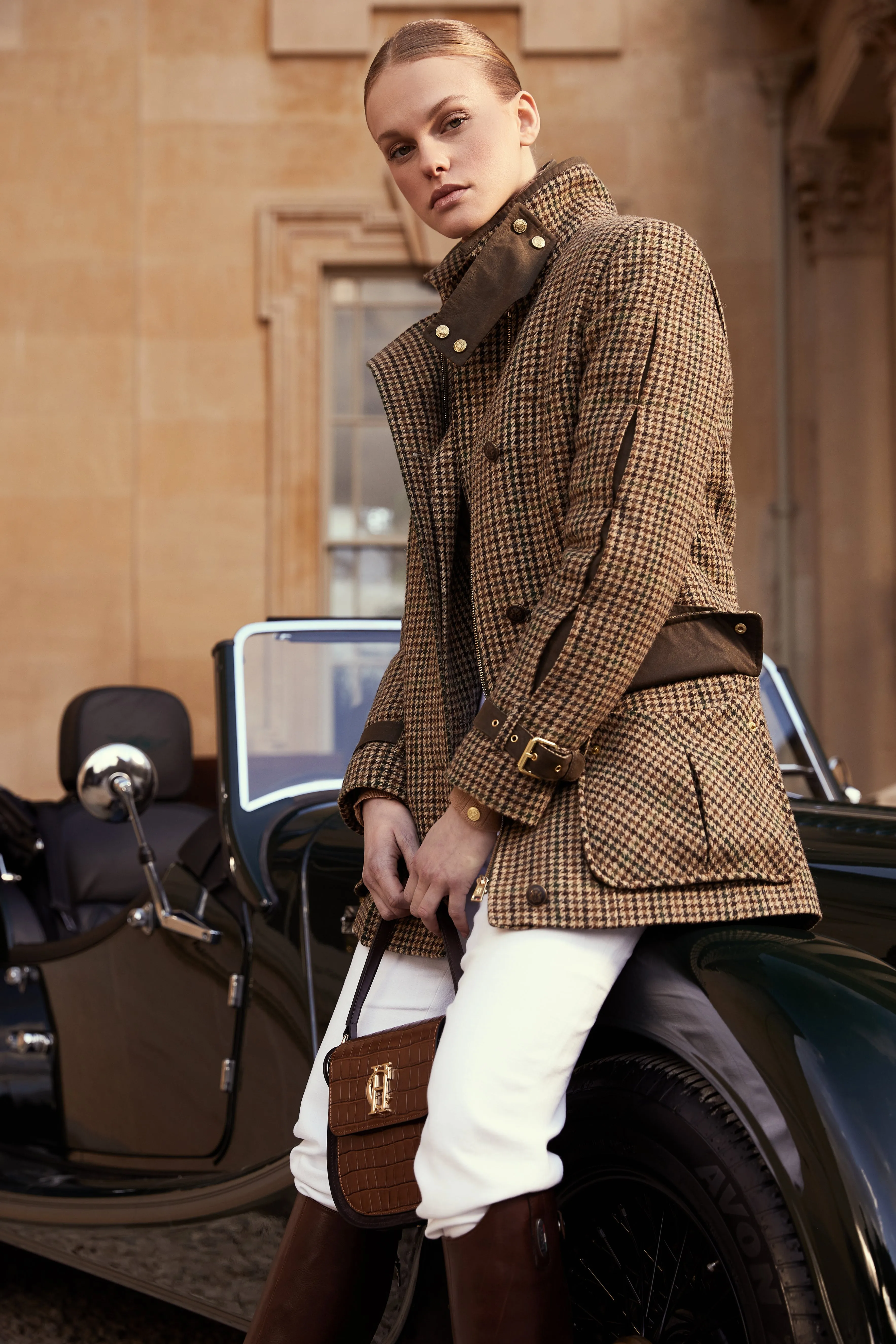 Balmoral Field Coat (Hailes Green Tweed)