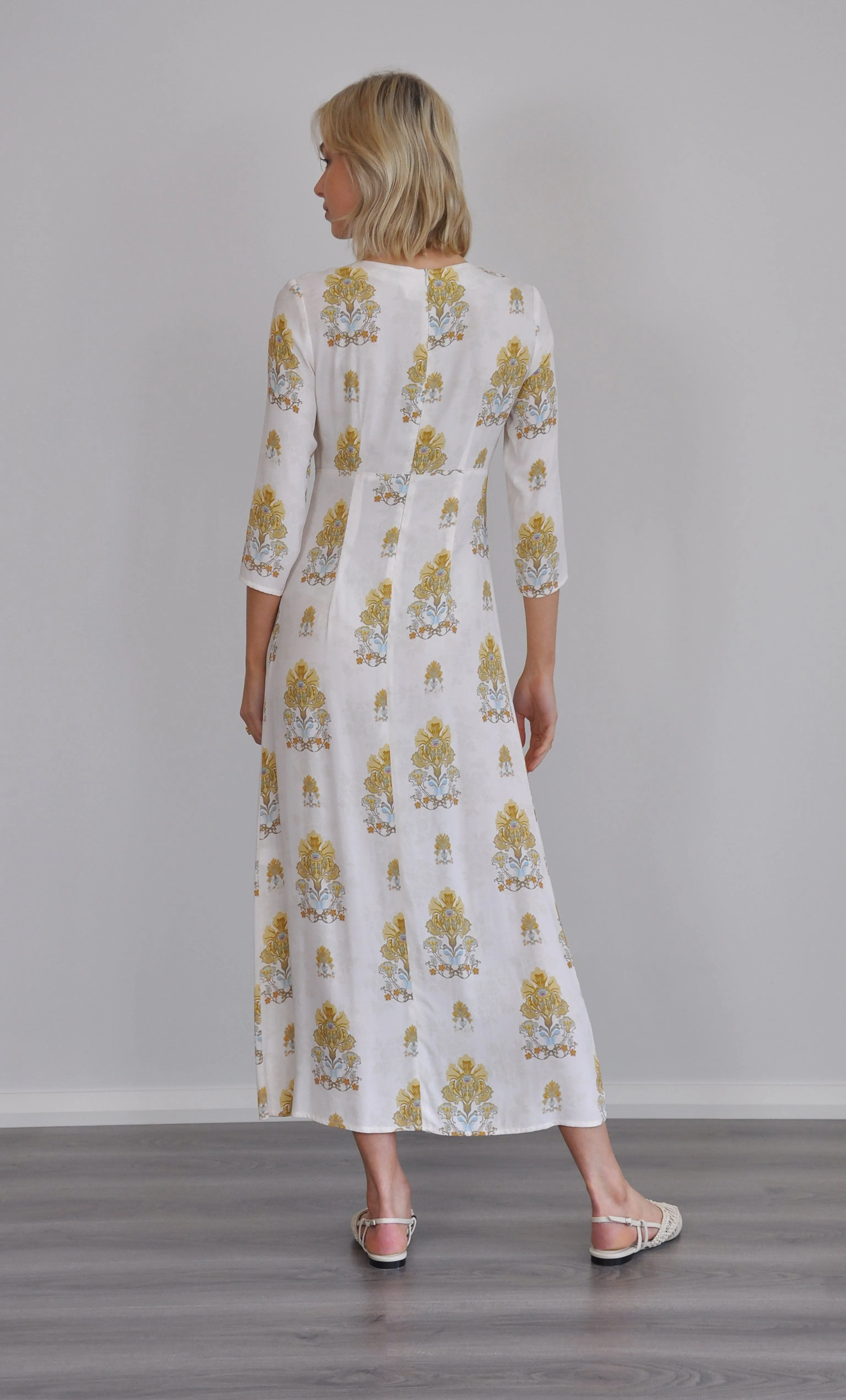 The Tunik Vivienne empire dress - Wallflower Ivory print