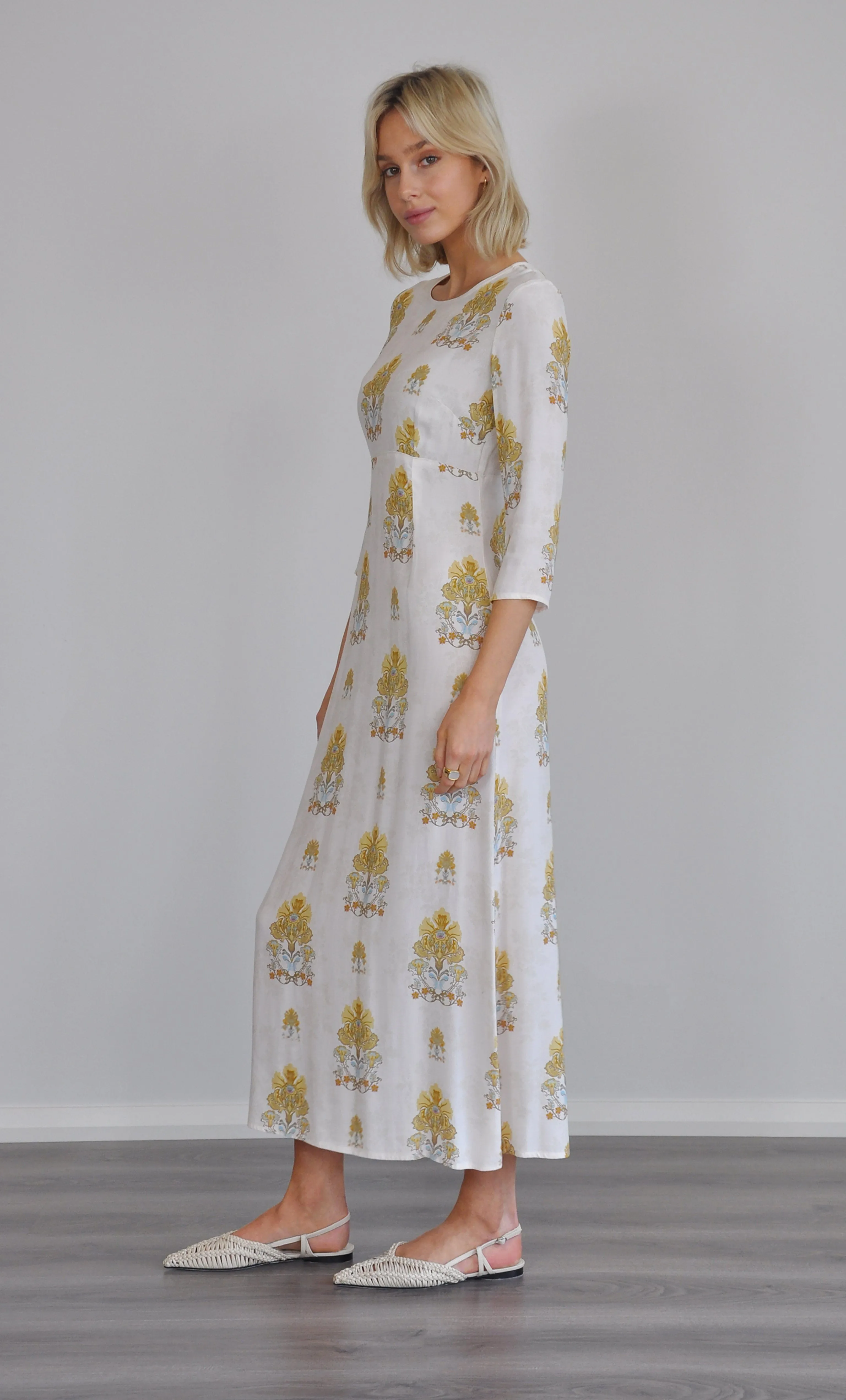 The Tunik Vivienne empire dress - Wallflower Ivory print