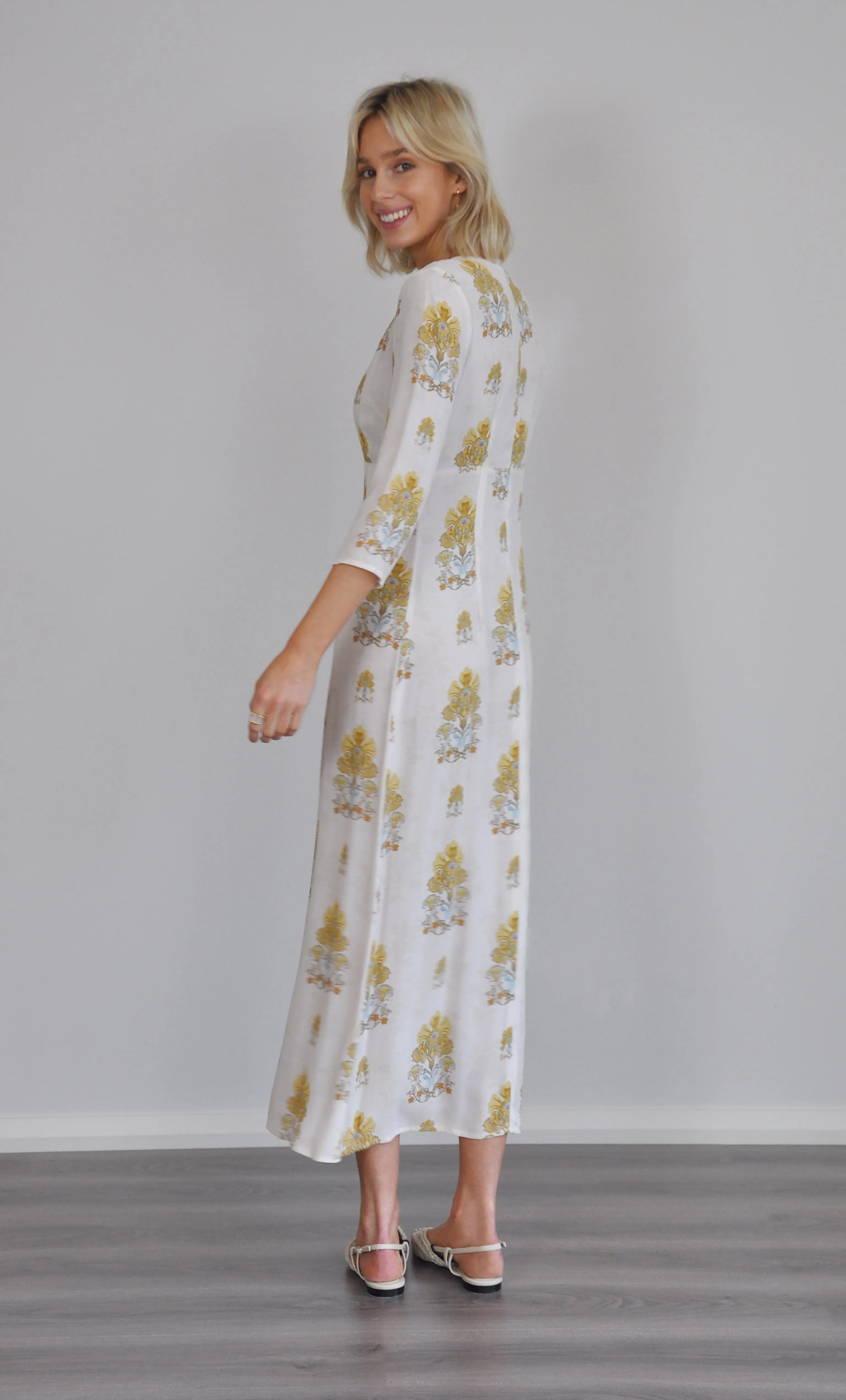 The Tunik Vivienne empire dress - Wallflower Ivory print